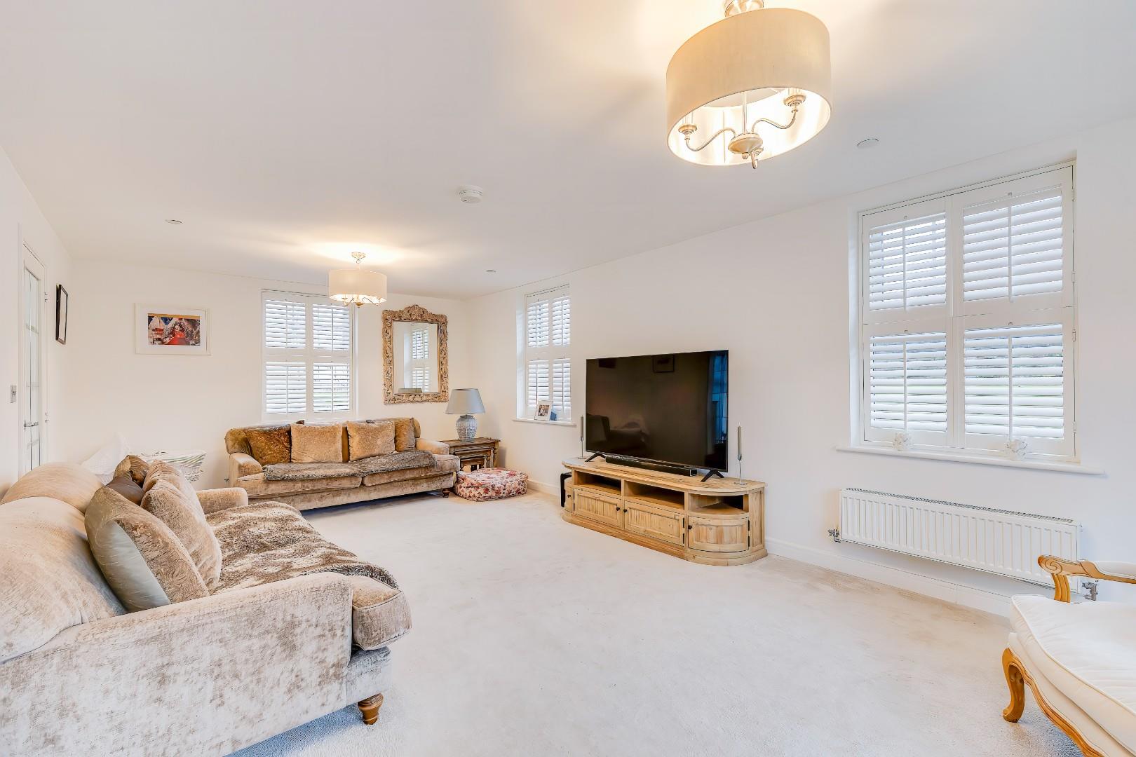 8 Cae Ffynnon, Cowbridge, CF71 7FJ